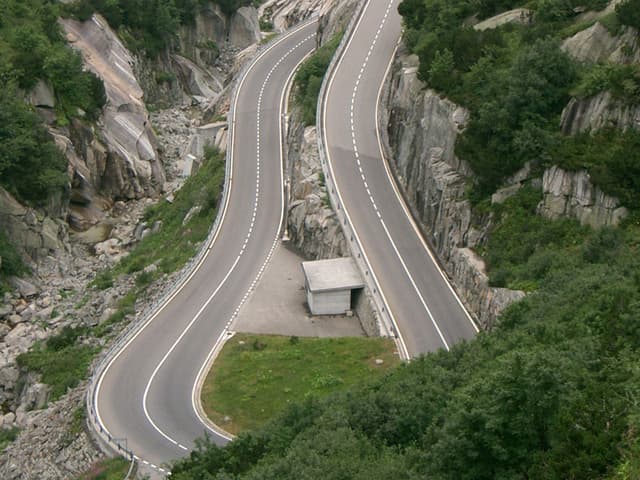 Swiss switchback