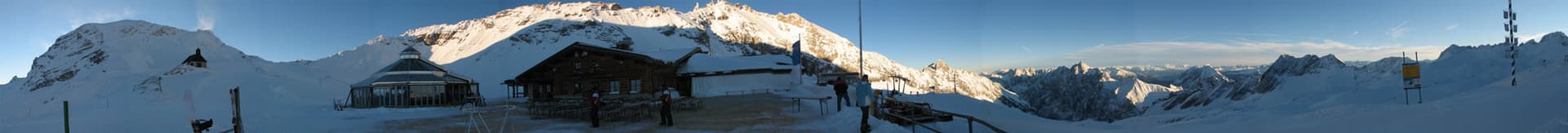 Really long complete 360 degree Zugspitze panorama