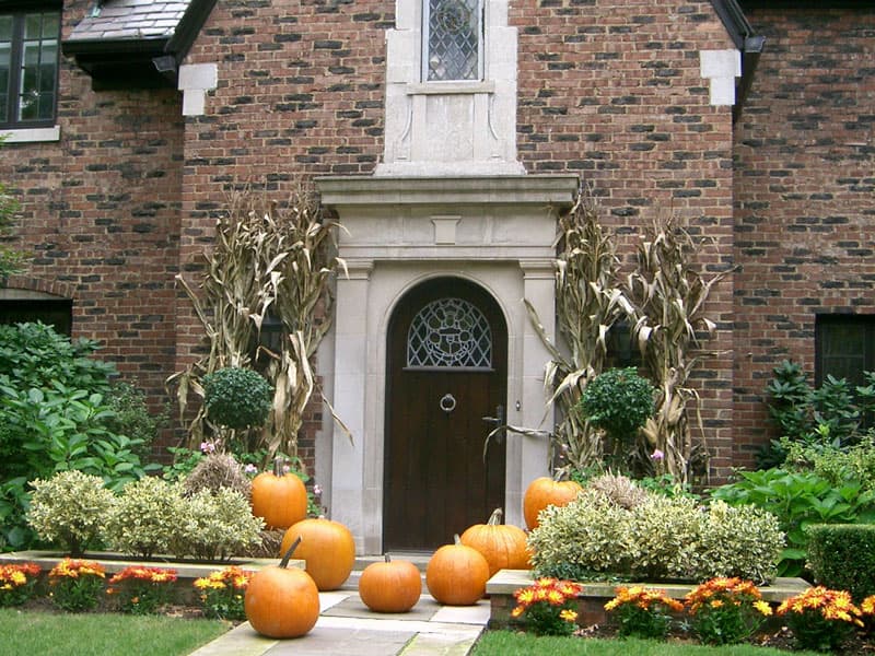 Halloween decorations in Squill