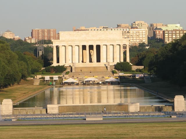 Lincoln Monument
