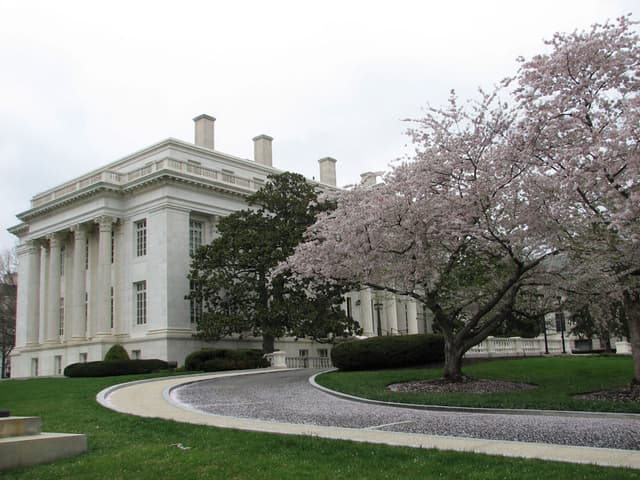 Very DC