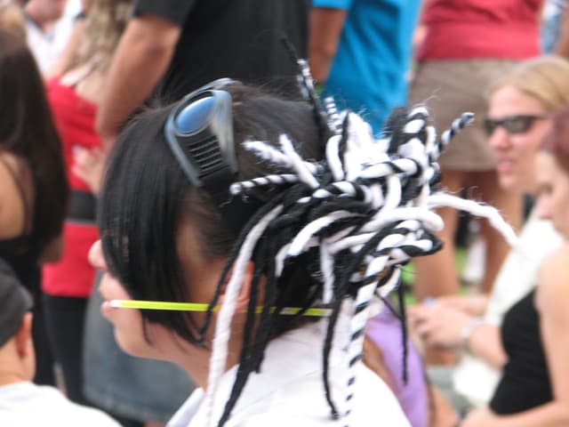 Cool hair yarn