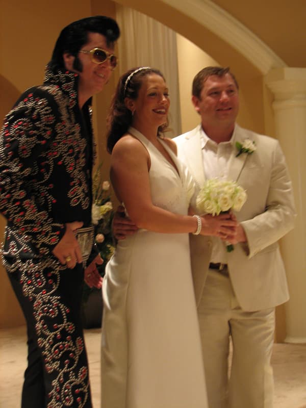 Elvis Wedding